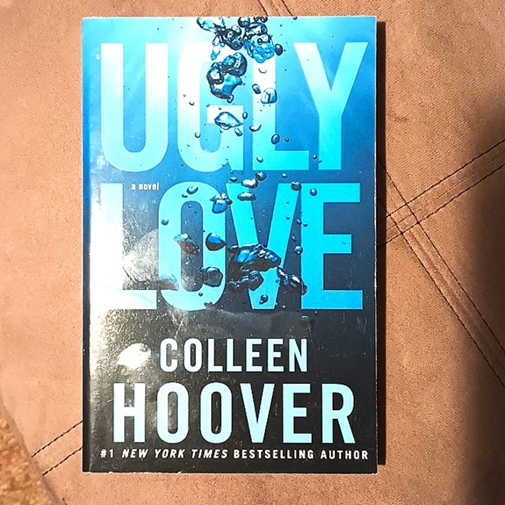 UGLY LOVE by Colleen Hoover